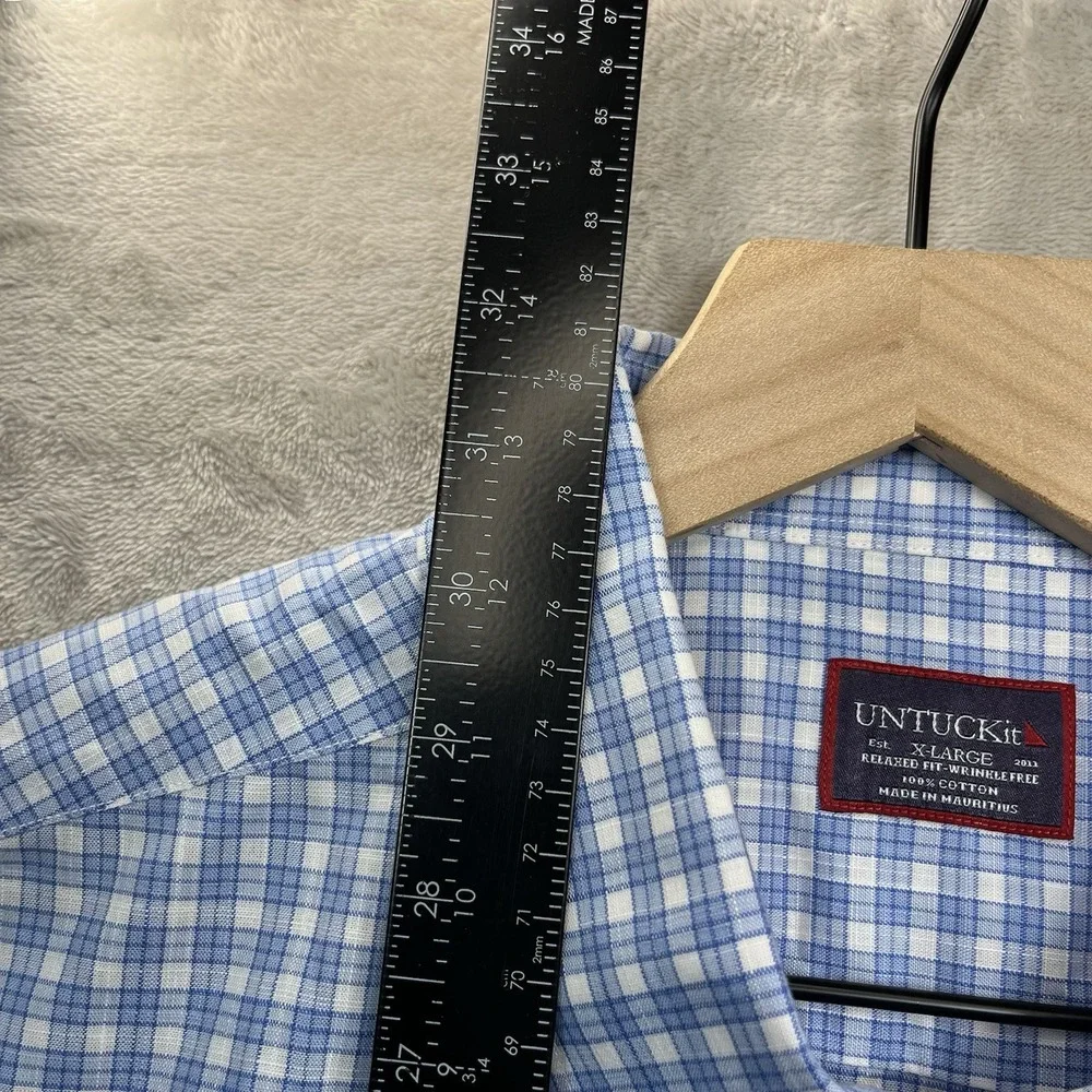 UNTUCKit Mens XL Blue White Plaid Wrinkle Free Short Sleeve Button Down Shirt